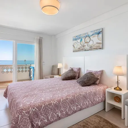 アパート Parana *